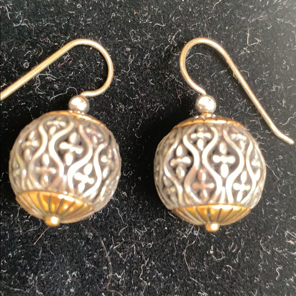Pretty silver and brass earrings NWT